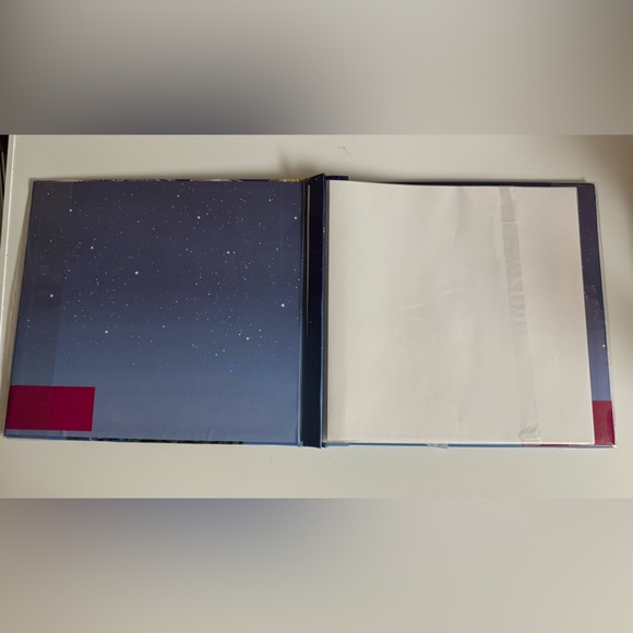 ✨ Winter Disney Castle Scrapebook✨ - Picture 4 of 4